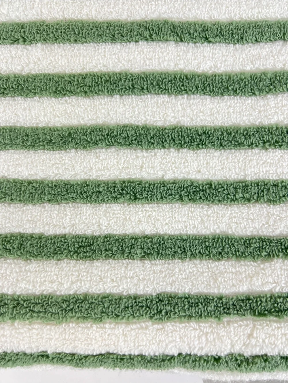 Rachel Zoe Bath Towels Green White Striped Soft Plush 100% Cotton 2 Pc NEW
